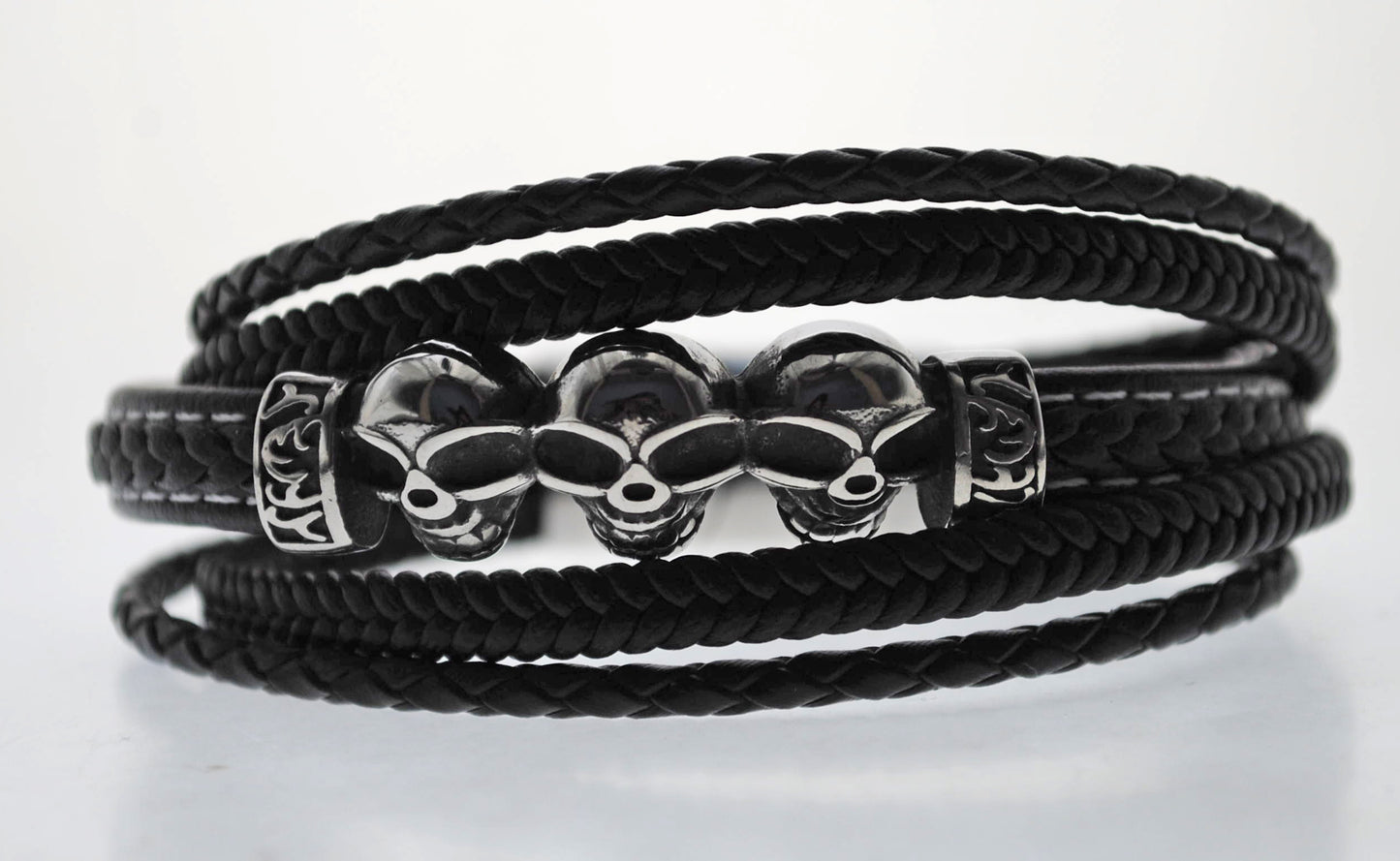 Pulsera negra cuero y acero quirurgico Mod 43